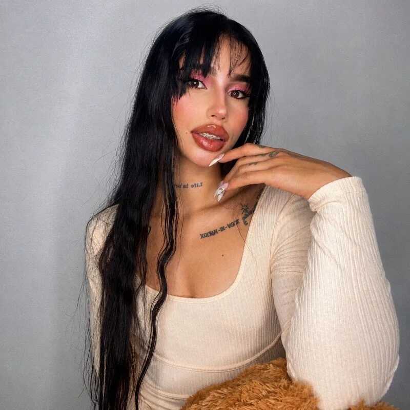 Tori_Gaviria — FansOnlyX creator profile