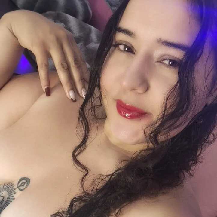 naomi_taylor27 — FansOnlyX creator profile