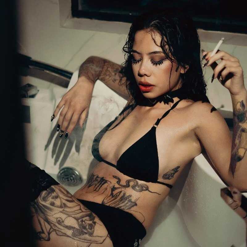 AlyRoses — FansOnlyX creator profile