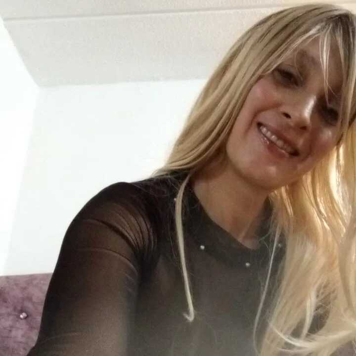 Brit_ — FansOnlyX creator profile