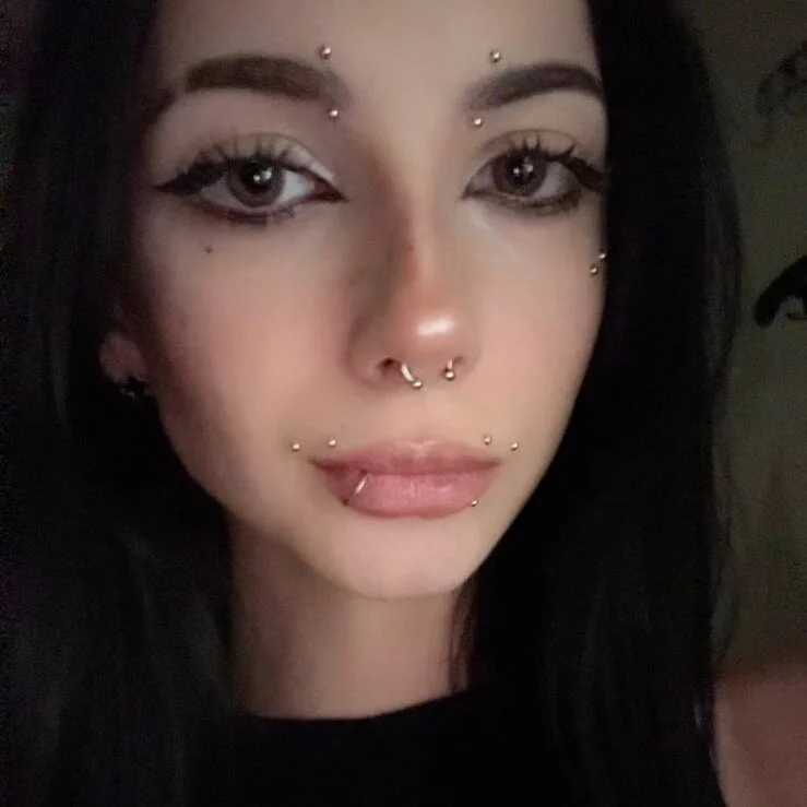 pinkmiu — FansOnlyX creator profile