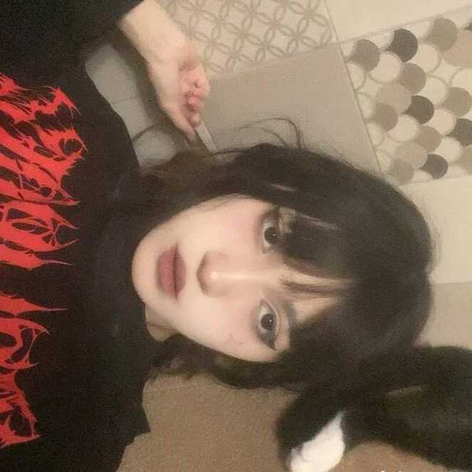 Lilly___ — FansOnlyX creator profile