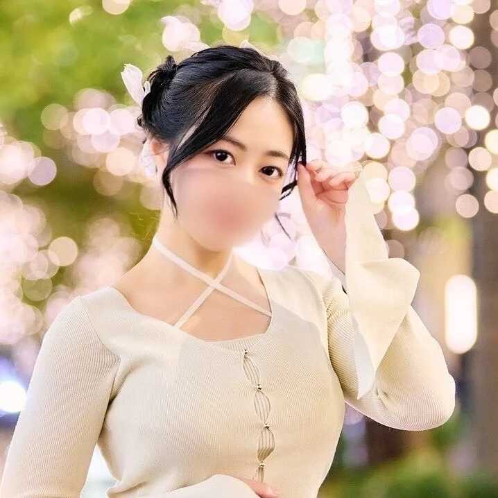 MIDORI_0925 — FansOnlyX creator profile