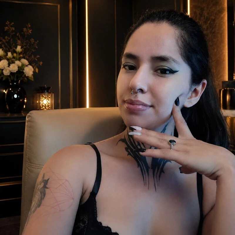 Catarina_a — FansOnlyX creator profile