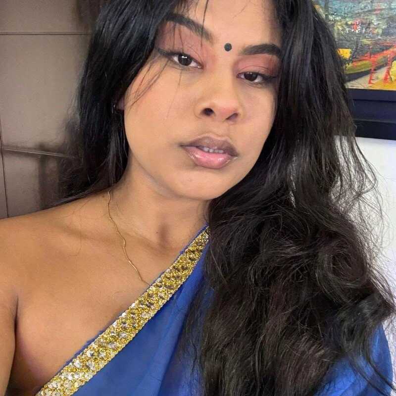 iniyalaboni_ — FansOnlyX creator profile