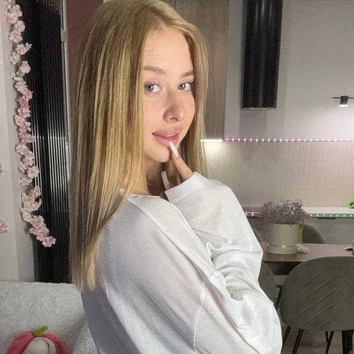 BlondieSixSeven — FansOnlyX creator profile