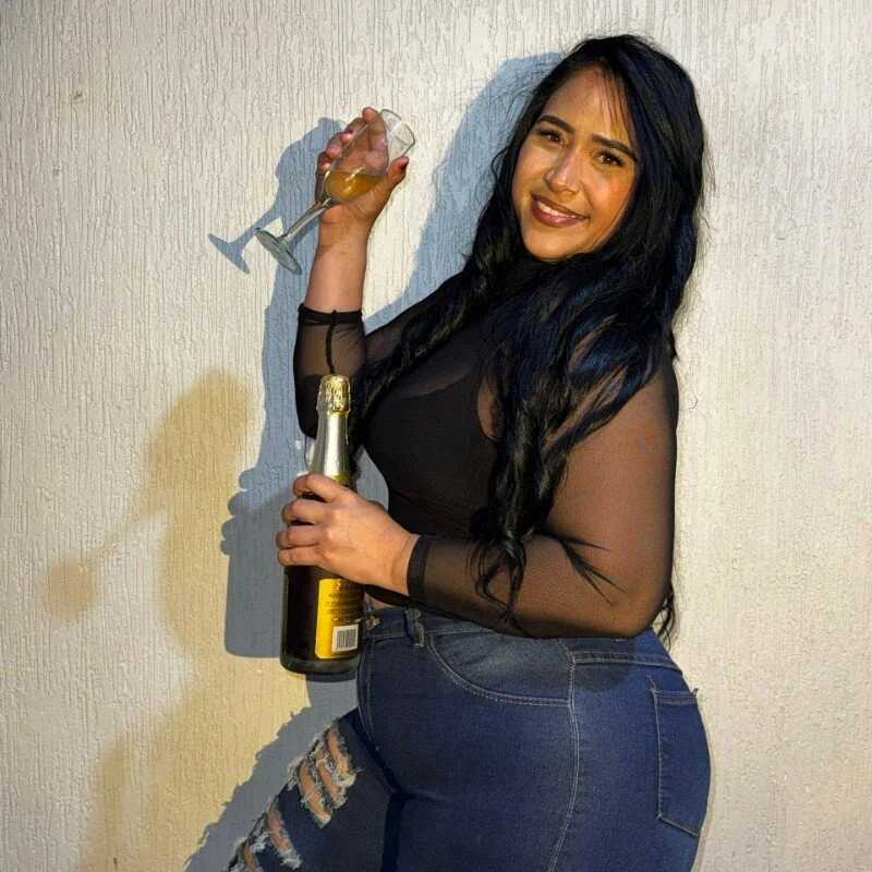 Alejandrava — FansOnlyX creator profile