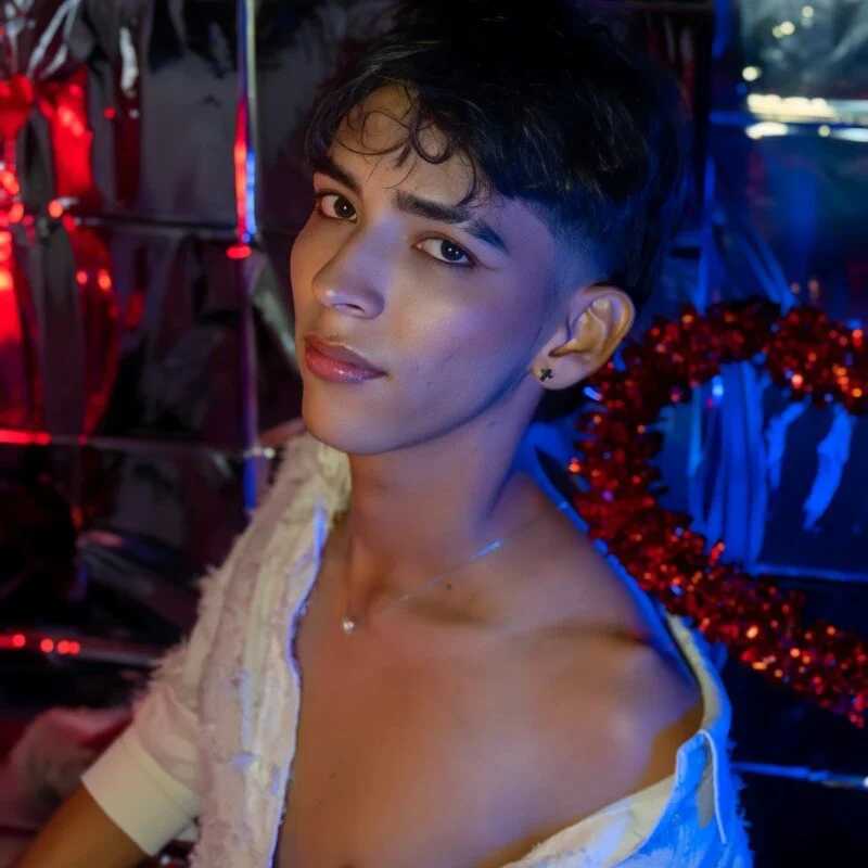 Sebas_cat — FansOnlyX creator profile
