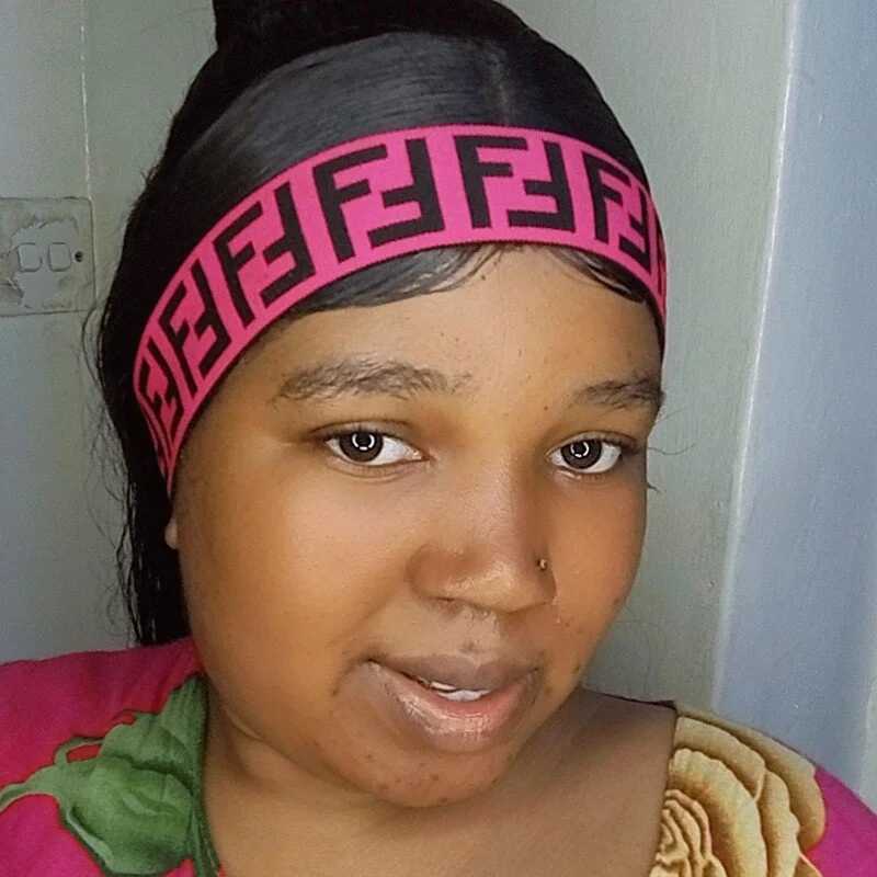 LORA_254 — FansOnlyX creator profile