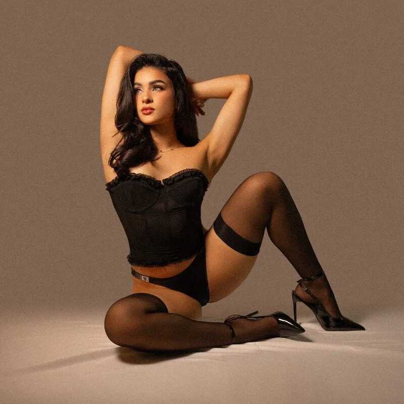 AntonellaParis1_ — FansOnlyX creator profile