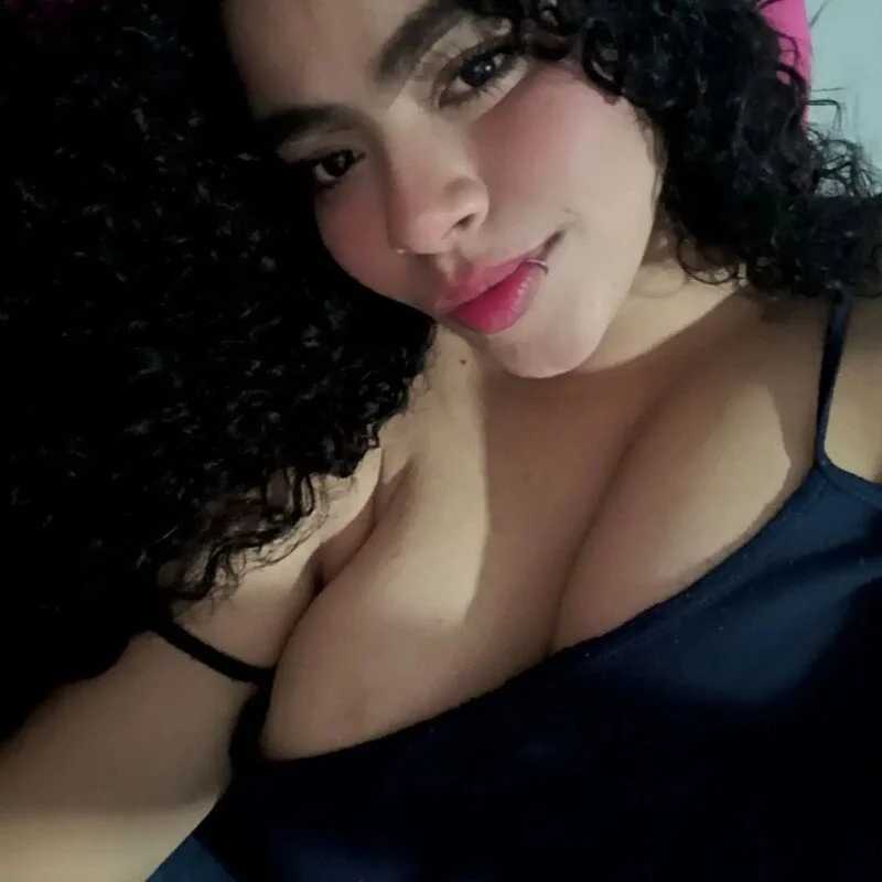 Misnikii — FansOnlyX creator profile