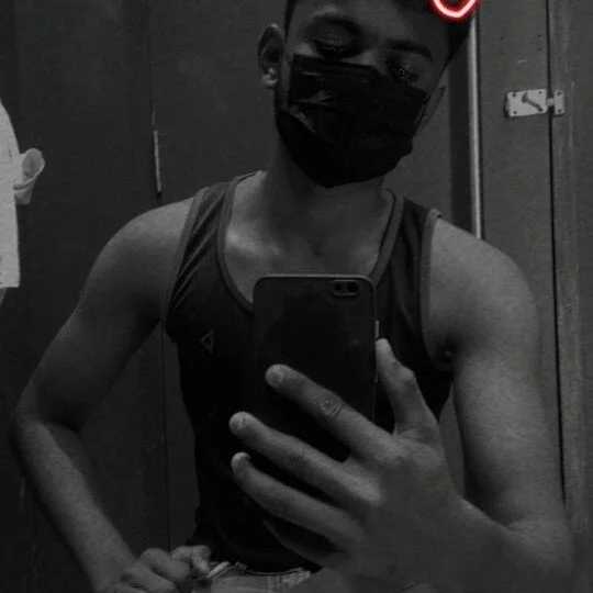 DESICAMRAMAN — FansOnlyX creator profile