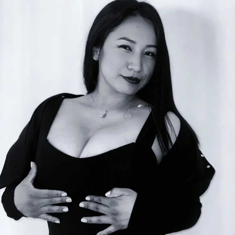 SalmaSantos_ — FansOnlyX creator profile