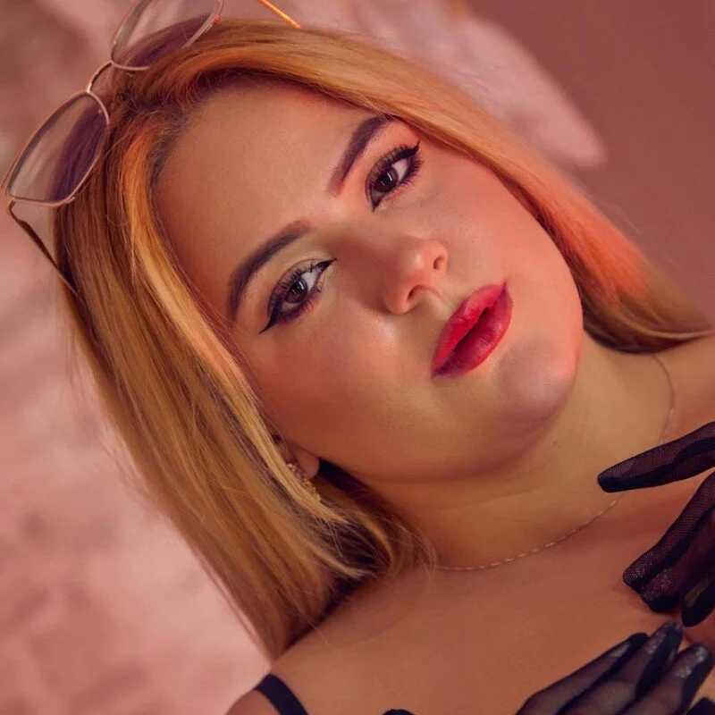 Sophiarossee1 — FansOnlyX creator profile