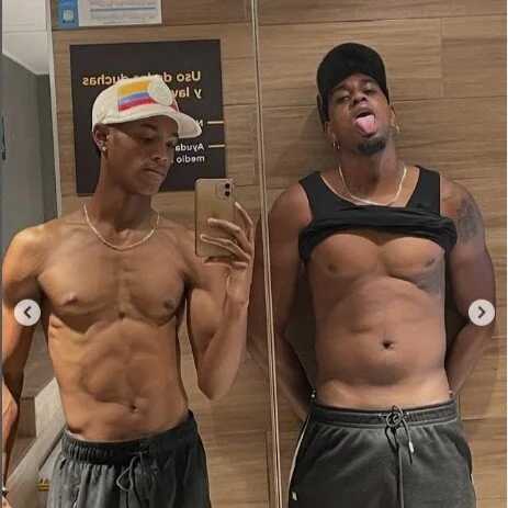 Mensblacksexy22 — FansOnlyX creator profile