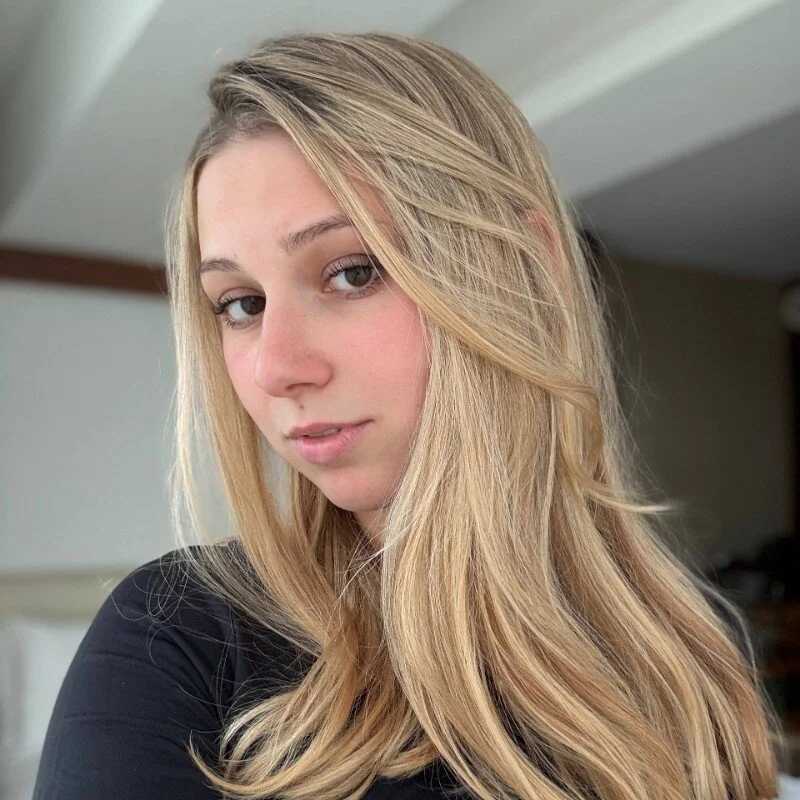 alexa_purr — FansOnlyX creator profile