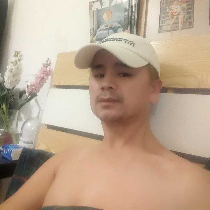 Xianggui — FansOnlyX creator profile