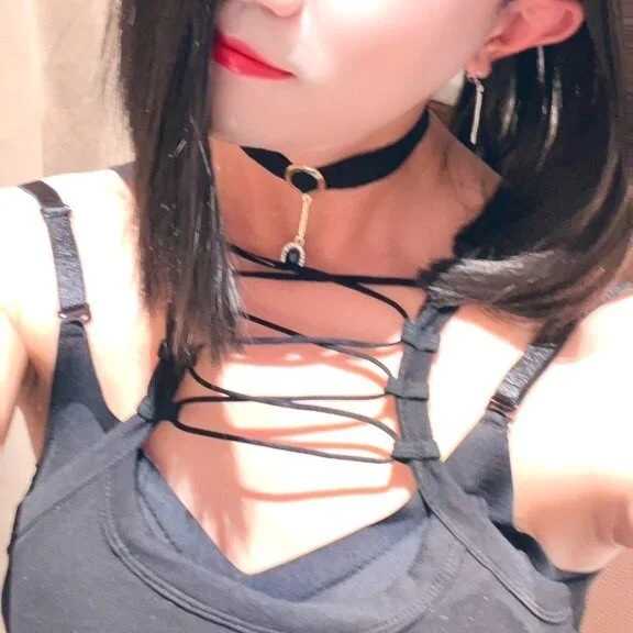 fusiyoung — FansOnlyX creator profile