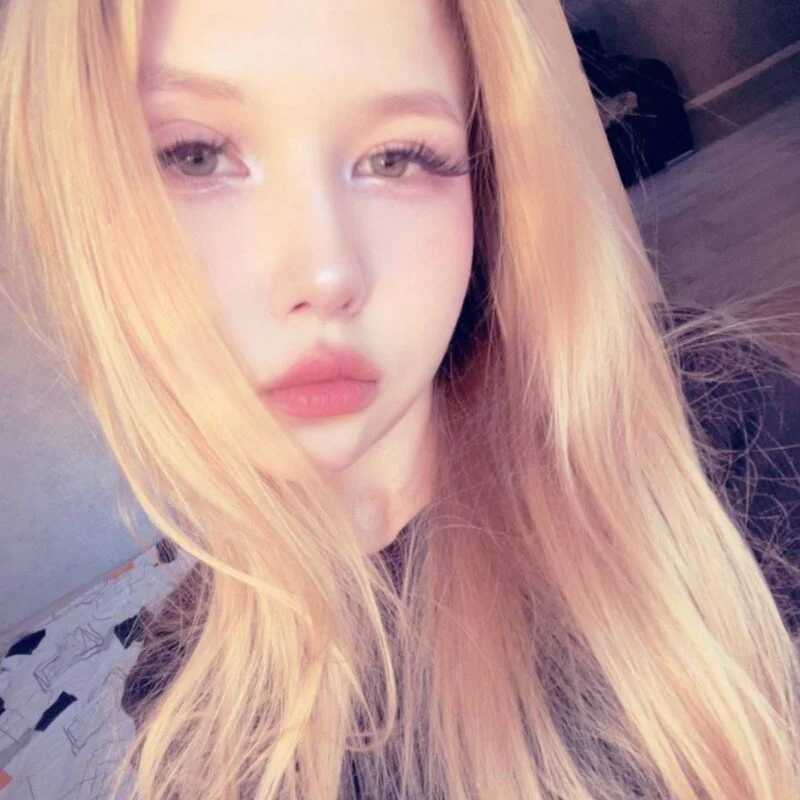 VivieSunn — FansOnlyX creator profile