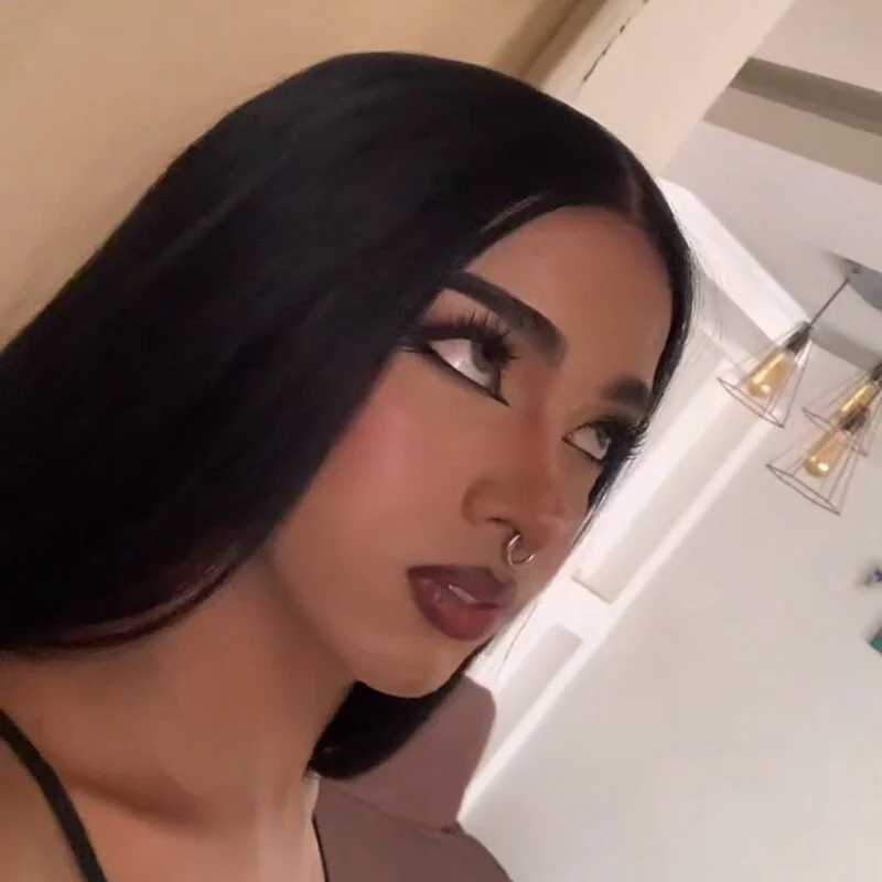 vampy__c1nna — FansOnlyX creator profile