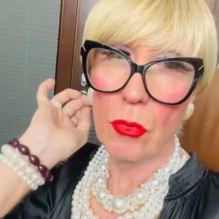 ROBY_SWEETHOT — FansOnlyX creator profile
