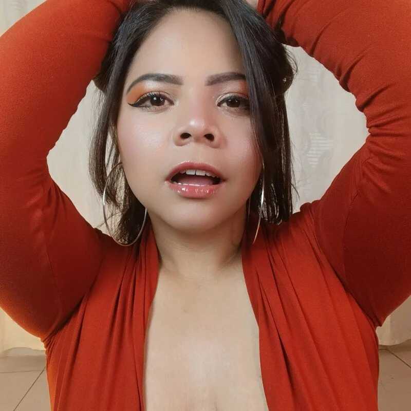 ROUSSE_SINCLAIR — FansOnlyX creator profile
