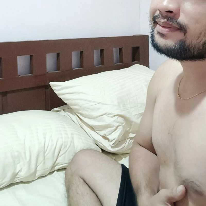 Hottestpinoy34 — FansOnlyX creator profile