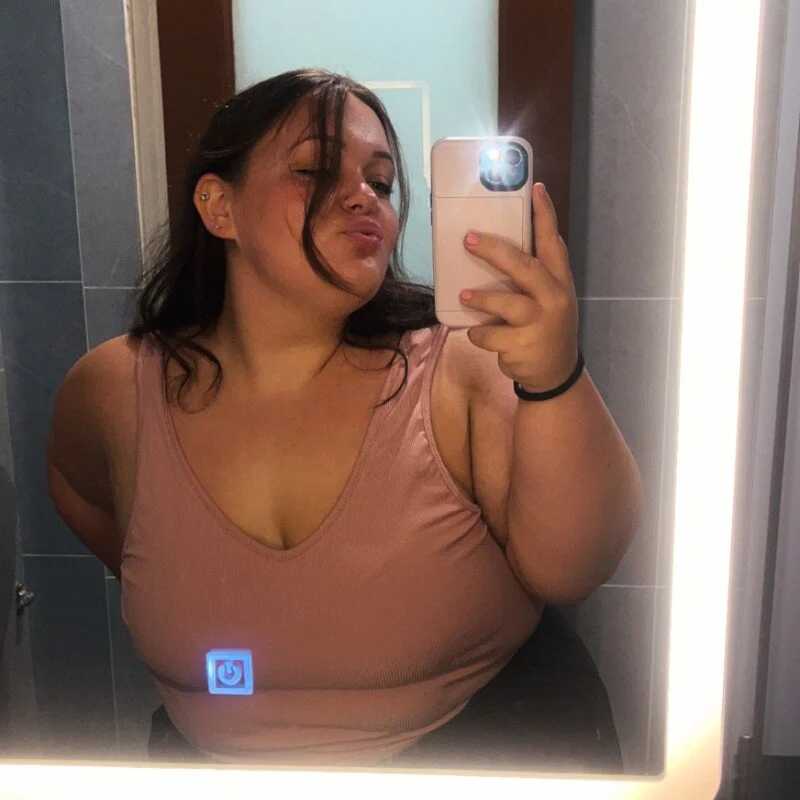 LillyMaexx — FansOnlyX creator profile