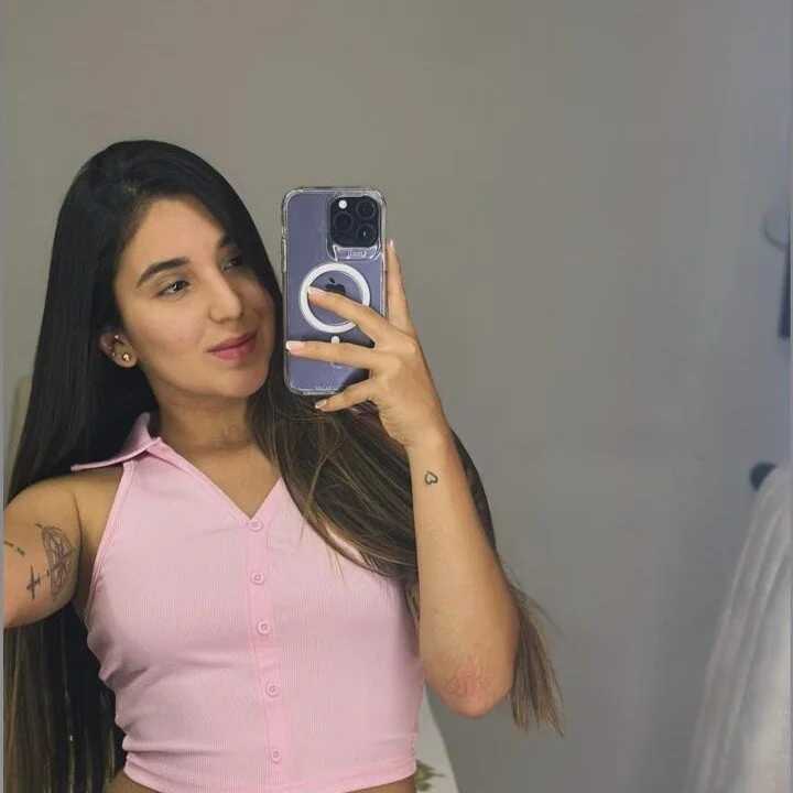 Arianarose01 — FansOnlyX creator profile