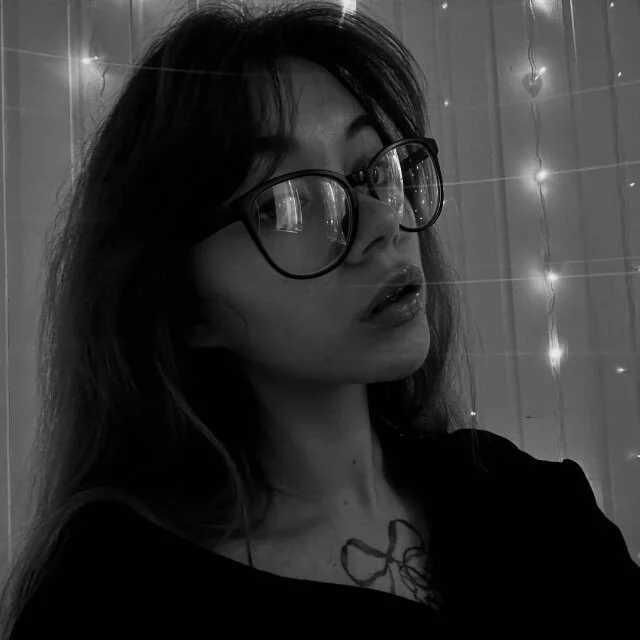 meowskyy — FansOnlyX creator profile