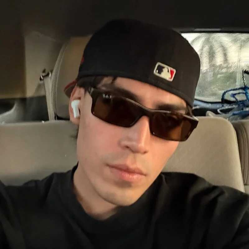 JASONSEX_ — FansOnlyX creator profile