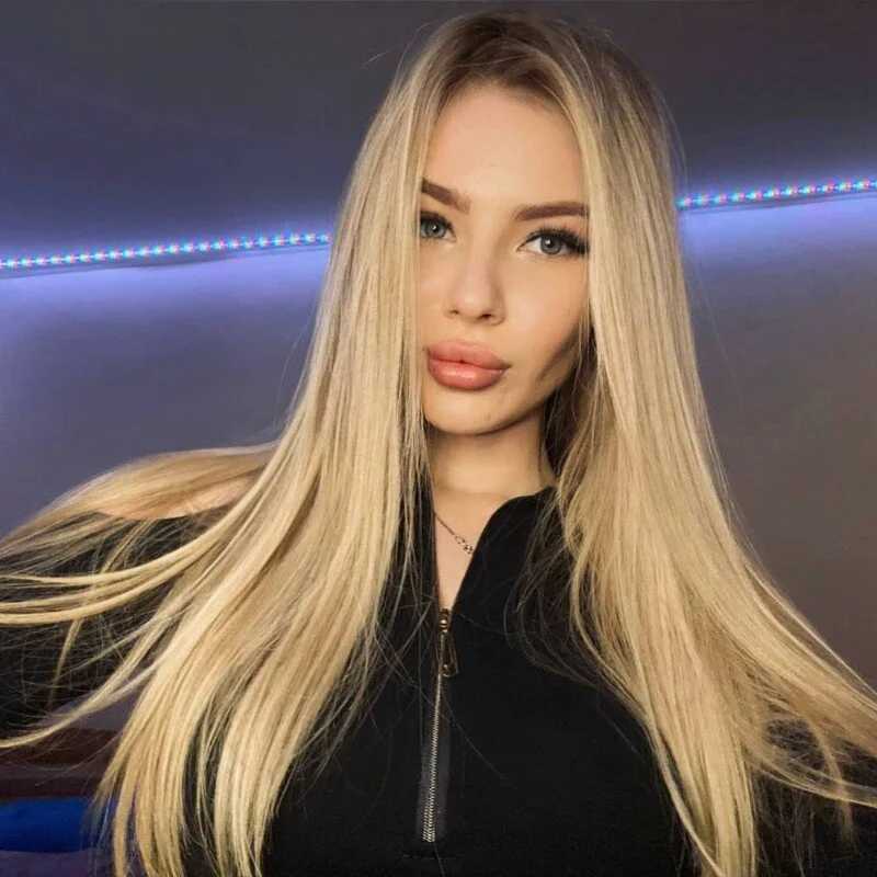 Larentiaa — FansOnlyX creator profile