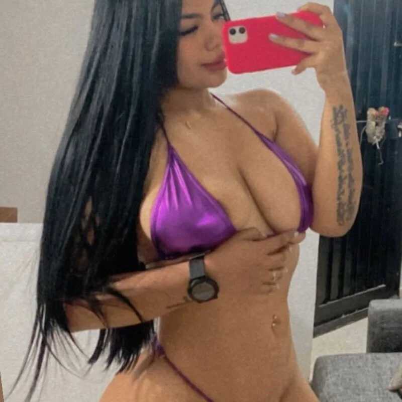 KarolDiazz — FansOnlyX creator profile