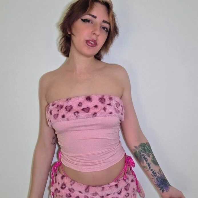 RixyRose — FansOnlyX creator profile