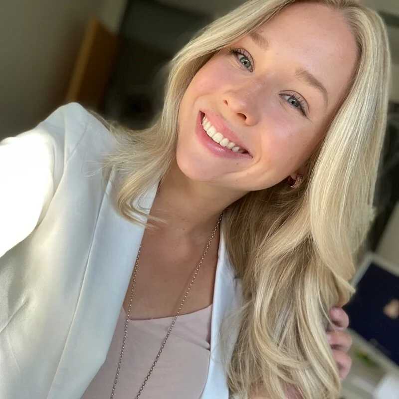 celis_secret — FansOnlyX creator profile