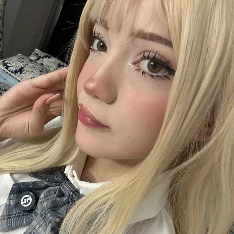 romy_room — FansOnlyX creator profile