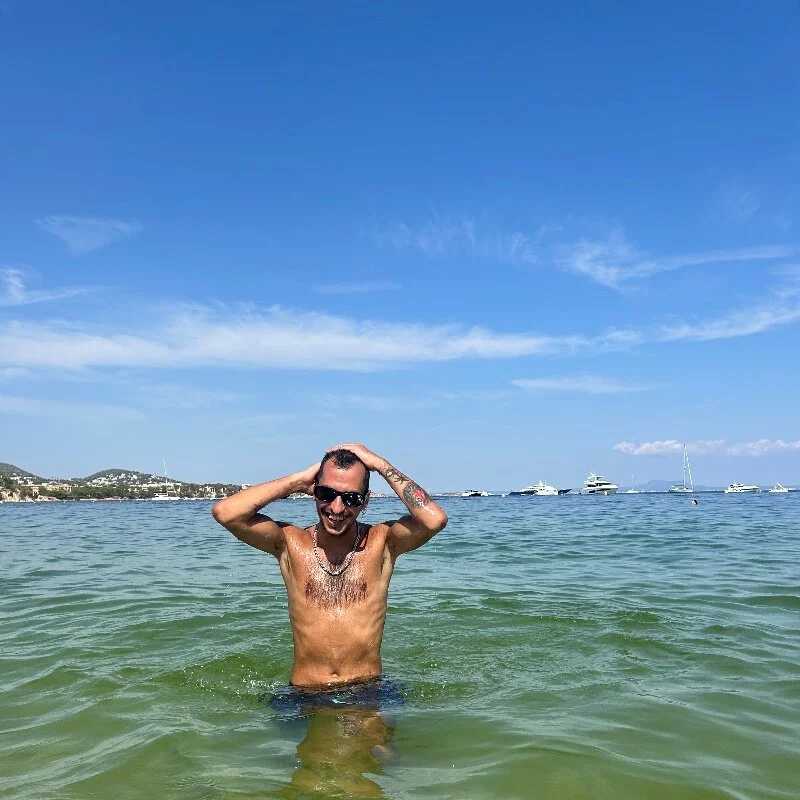 andresbale — FansOnlyX creator profile