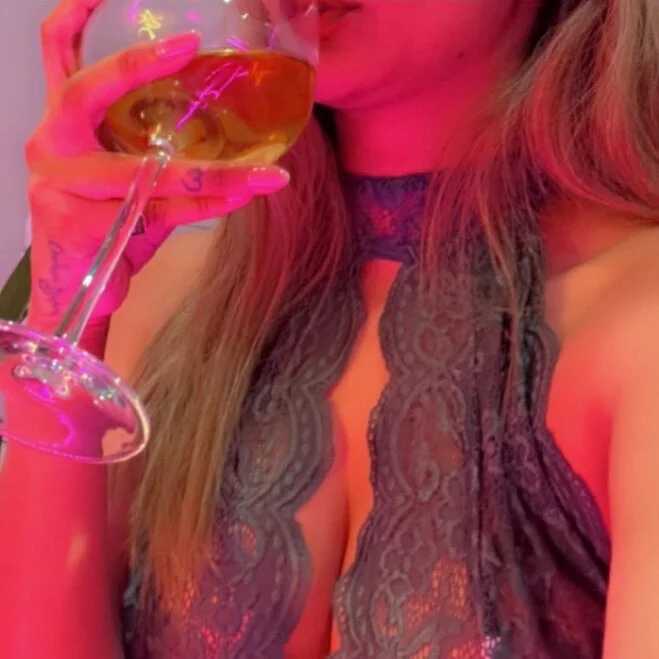 trippy_tina — FansOnlyX creator profile