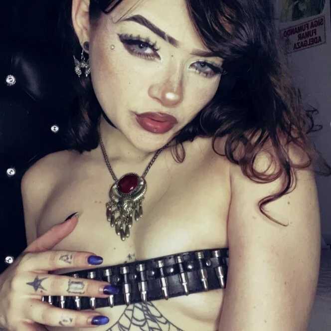 Vennuss_555 — FansOnlyX creator profile