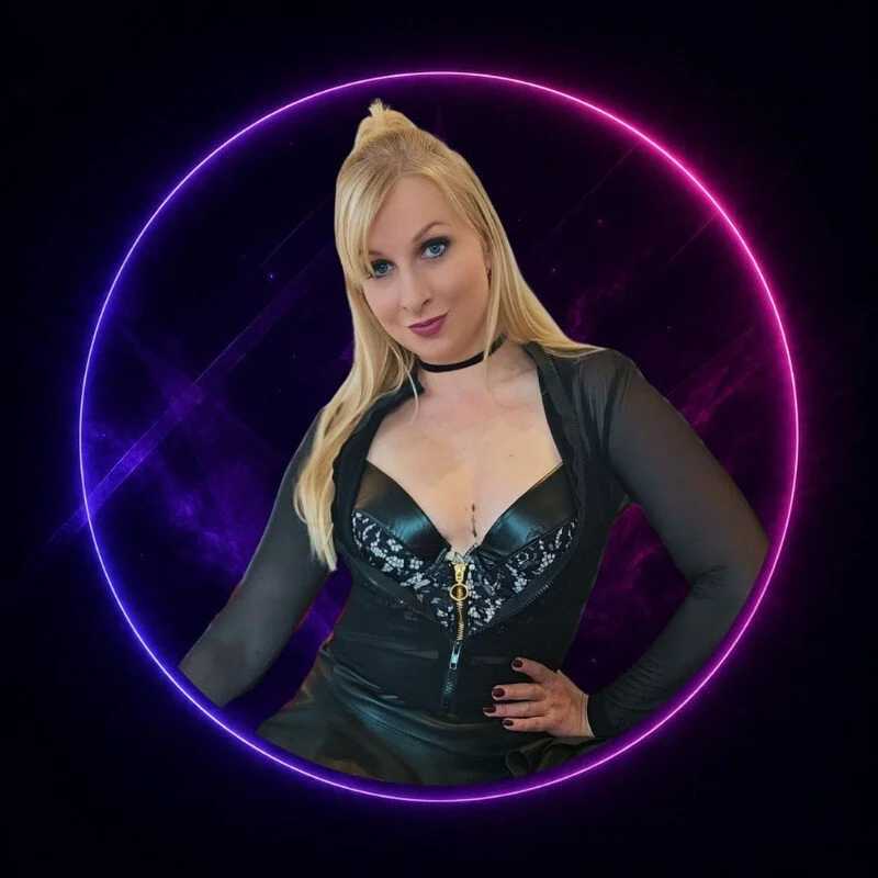 LADY-TAMARA — FansOnlyX creator profile
