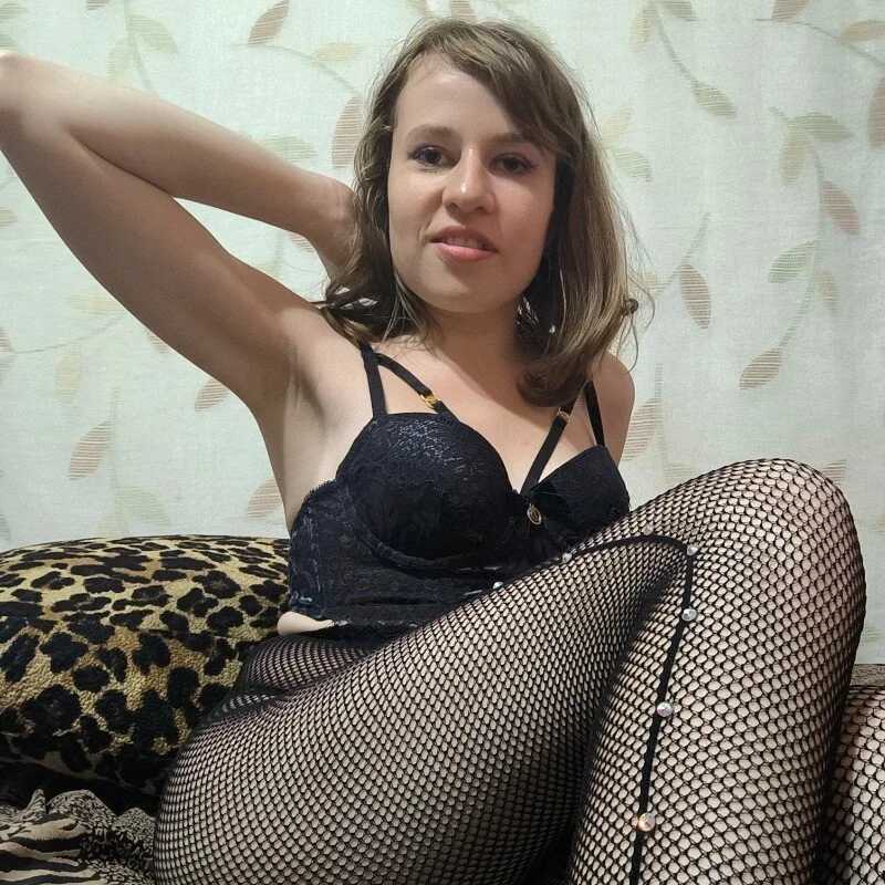 Rosa_Yulia — FansOnlyX creator profile