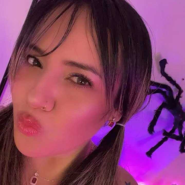 miaapril — FansOnlyX creator profile