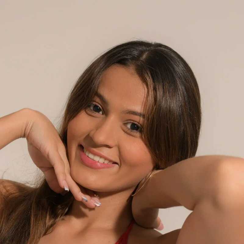 valen_rodri — FansOnlyX creator profile