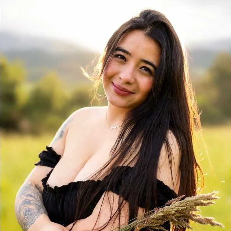 vaneelee — FansOnlyX creator profile