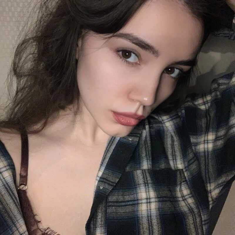 AniTailer — FansOnlyX creator profile