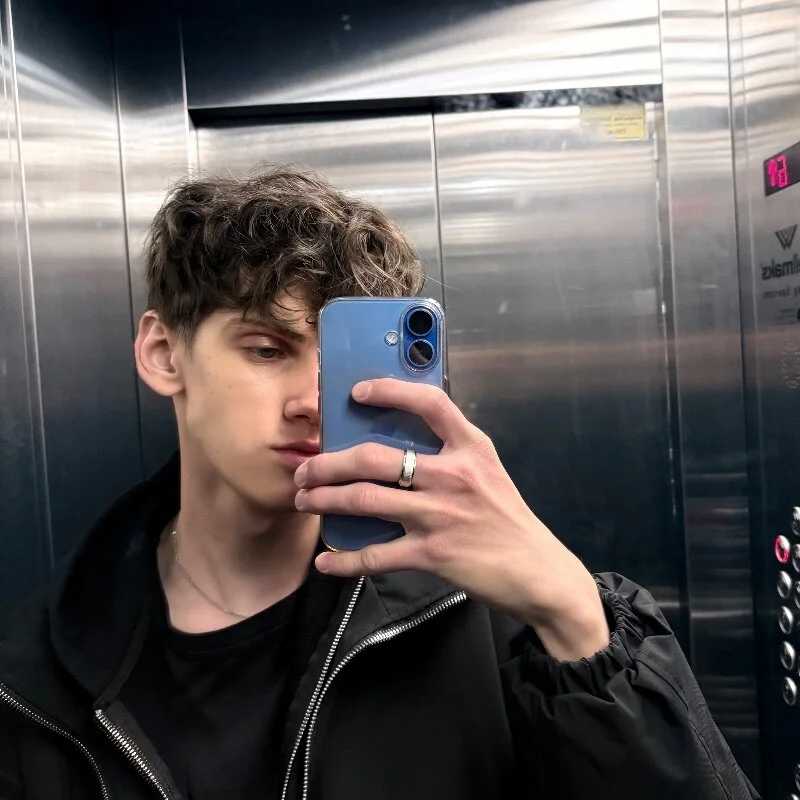 Ryann_Desire — FansOnlyX creator profile