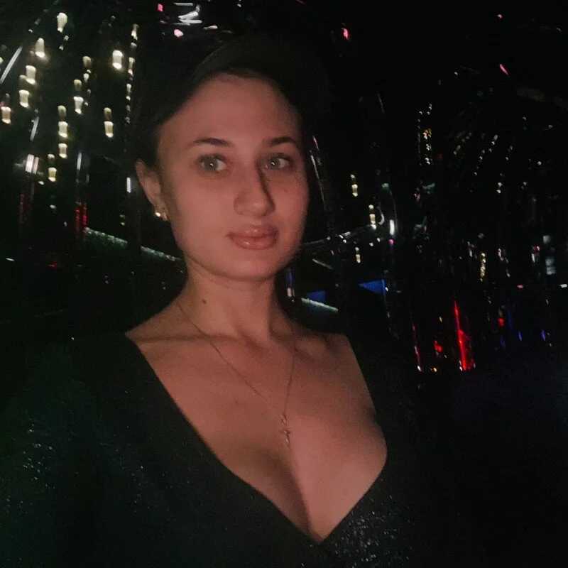 Flossy_Vettie — FansOnlyX creator profile