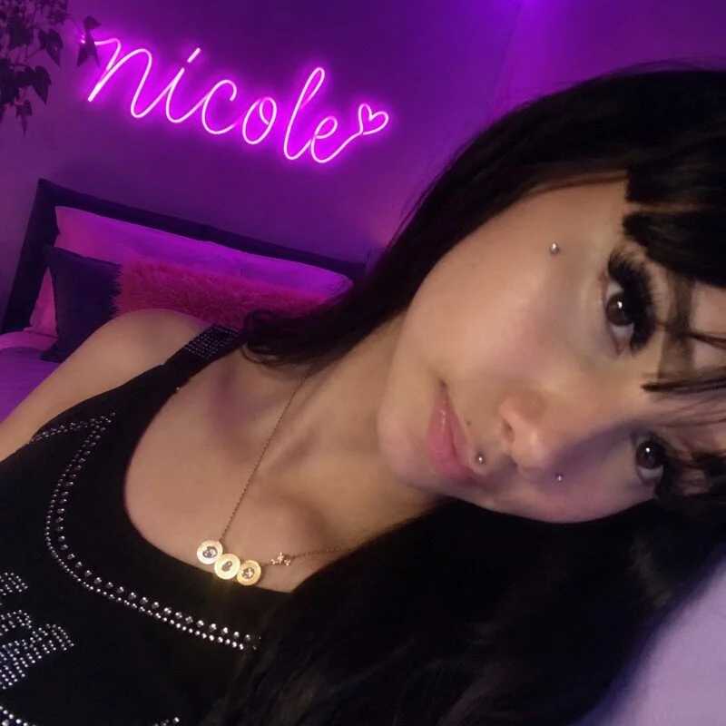 Valey_nikol — FansOnlyX creator profile
