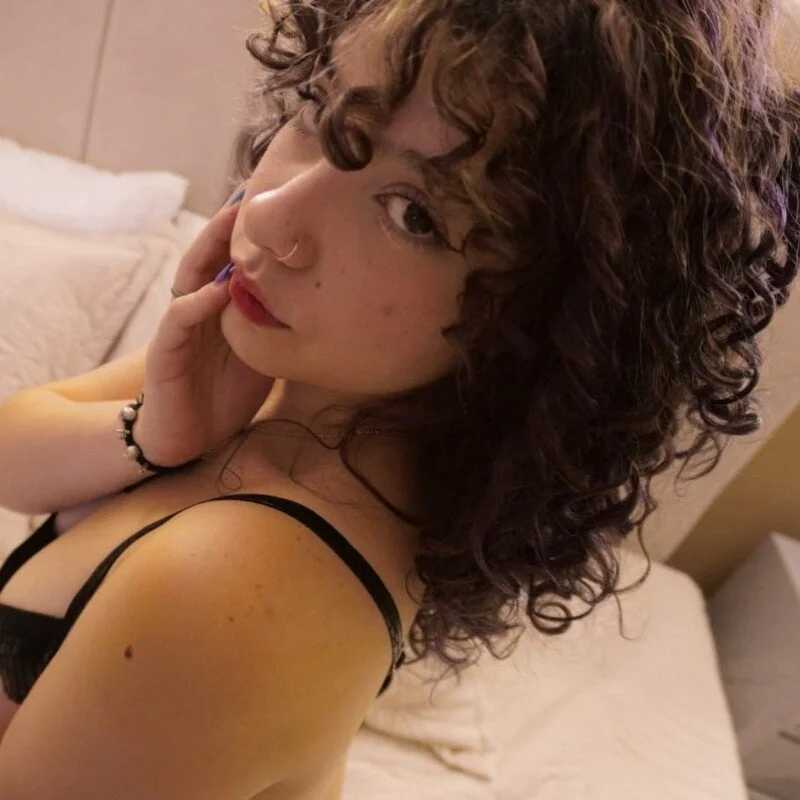 naira_velvett — FansOnlyX creator profile
