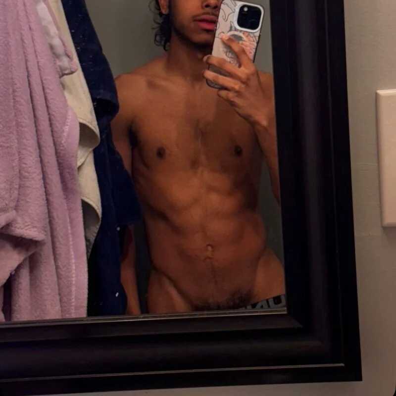 youngboymilk — FansOnlyX creator profile